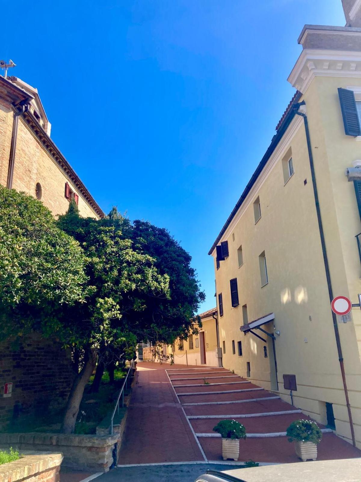 B&B Residenza Leonardo Falconara Marittima Kültér fotó